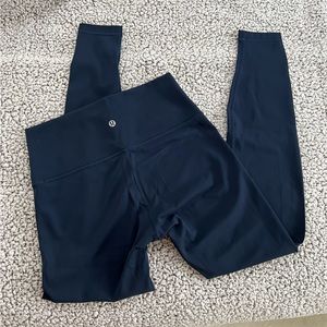 EUC Lululemon leggings size 8.